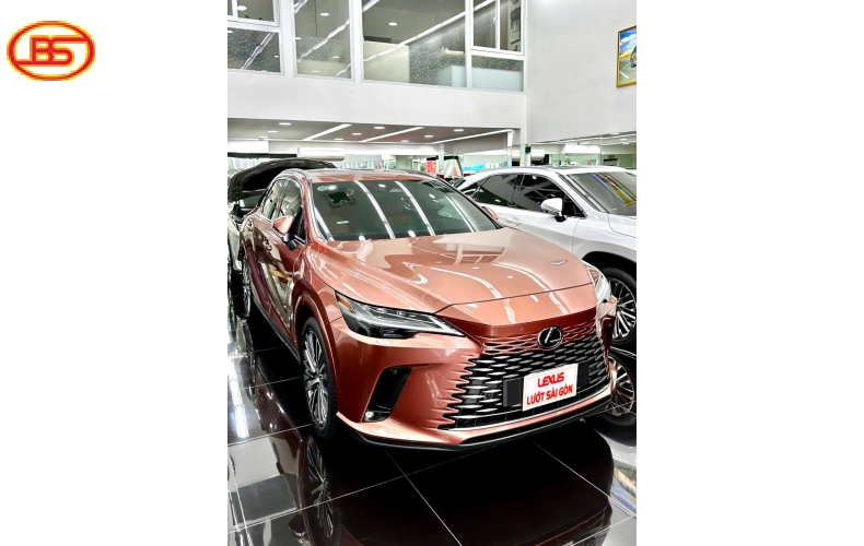 Siêu phẩm Lexus RX350 2023 primium odo 18 ngàn km