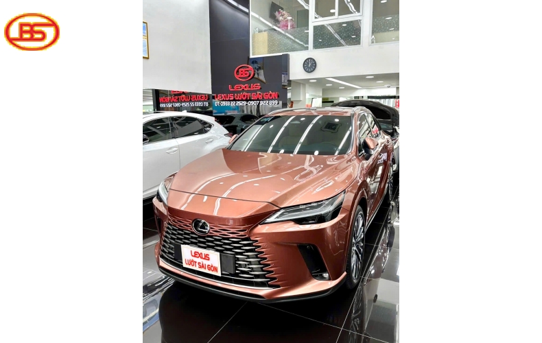 Siêu phẩm Lexus RX350 2023 primium odo 18 ngàn km