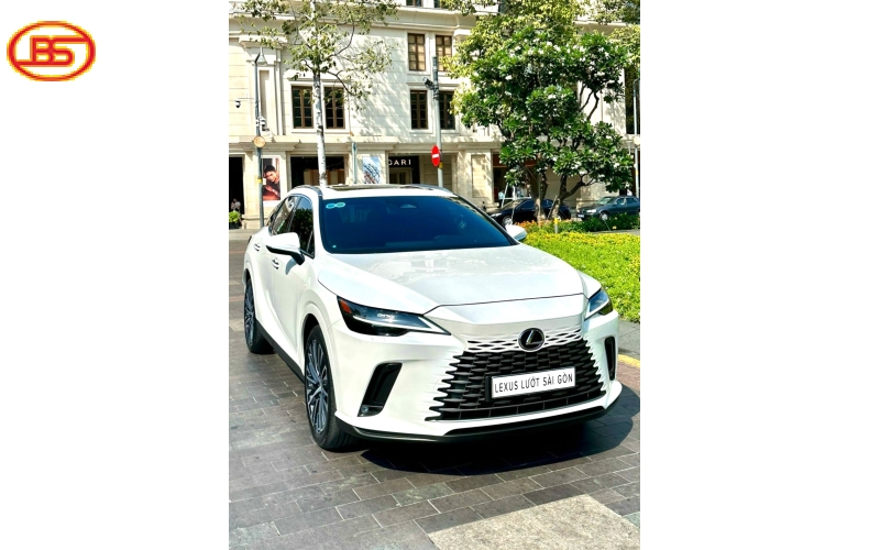 RX350 BẢN PREMIUM SX2023 ĐK2024 odo 1906km
