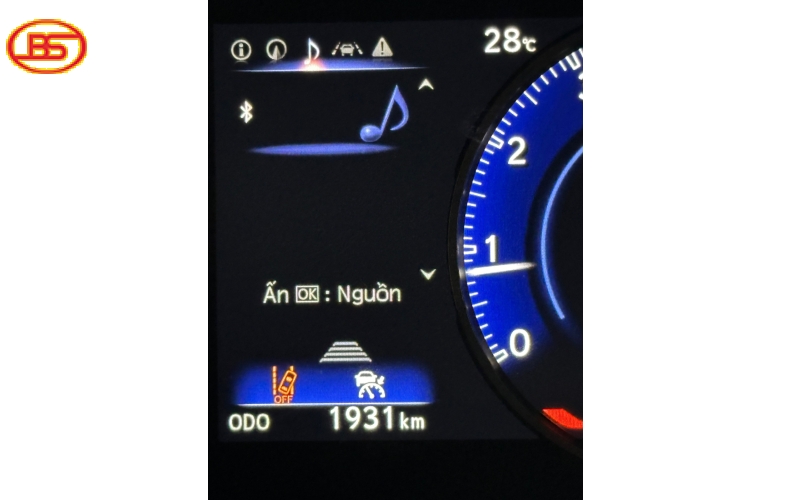 RX350 BẢN PREMIUM SX2023 ĐK2024 odo 1906km