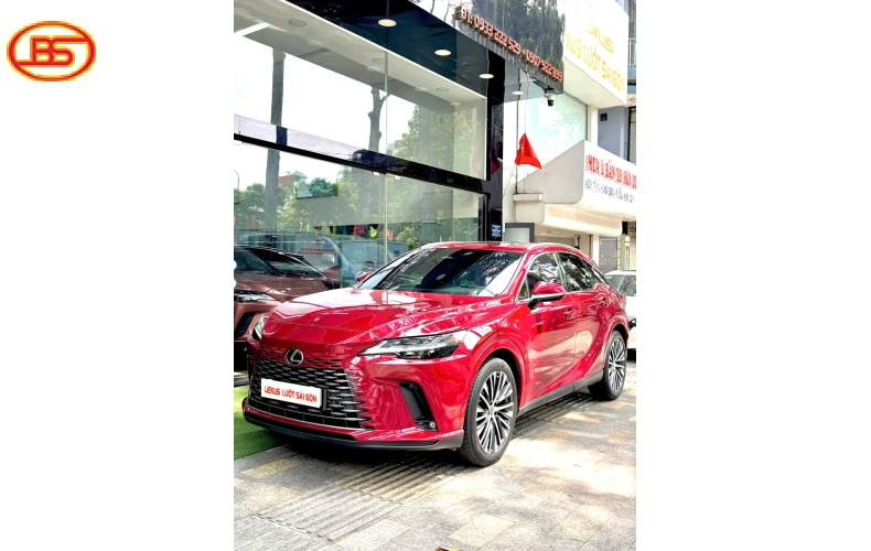 Siêu phẩm RX350 đỏ premium 2023 với odo 31.000km