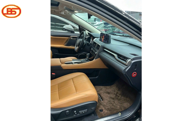 Siêu phẩm RX350 2021 với odo 31.000km full option 