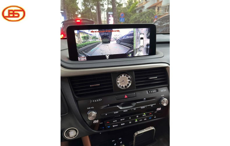 Siêu phẩm RX350 2021 với odo 31.000km full option 