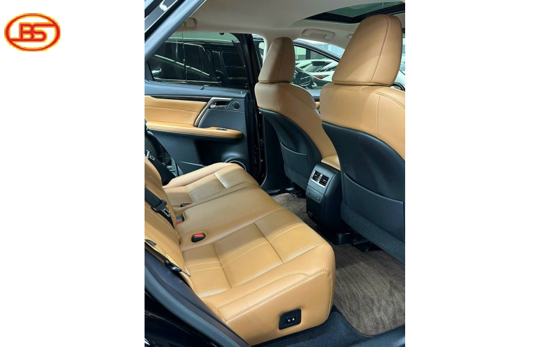 Siêu phẩm RX350 2021 với odo 31.000km full option 