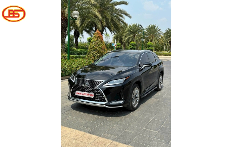 Siêu phẩm RX350 2021 với odo 31.000km full option 