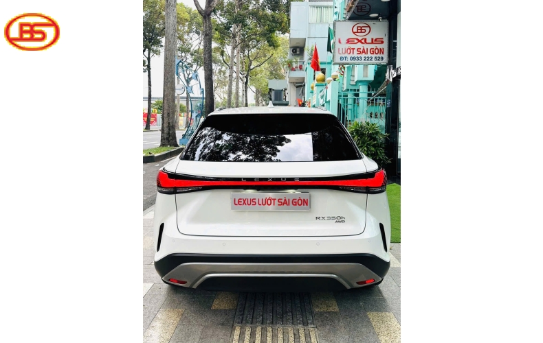 Siêu phẩm RX350H 2025 lướt chỉ 4.400km 