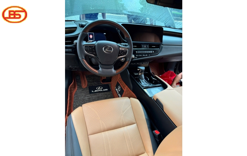 Lexus ES250 2025 SUNLIGHT GREEN với odo 12.000km quá đẹp