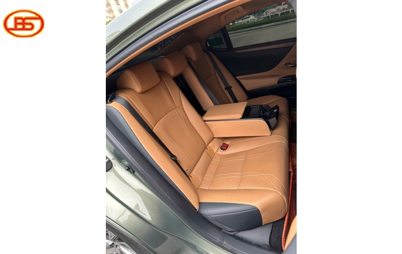 Lexus ES250 2025 SUNLIGHT GREEN với odo 12.000km quá đẹp