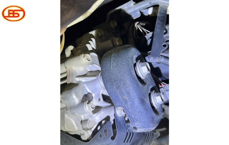 TOYOTA LAND CRUISER LC200 4.6 VX 2016 với odo 215.000km