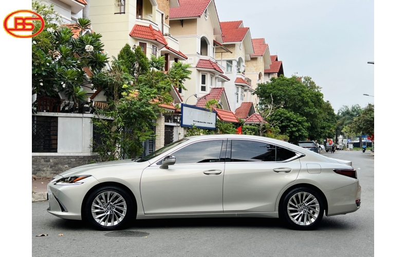 Lexus ES250 2019 (8 Ngàn KM)