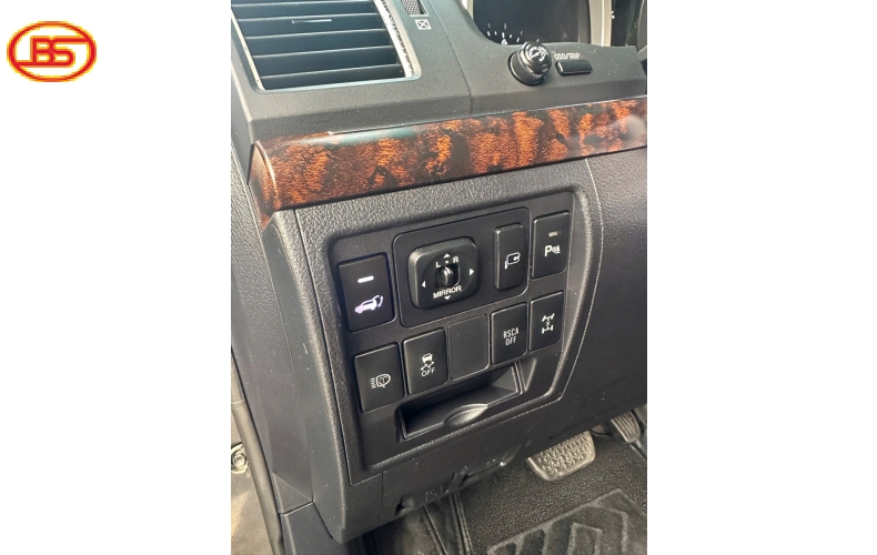 Toyota Land Cruiser 2015 với odo 121.000kmxe quá đẹp