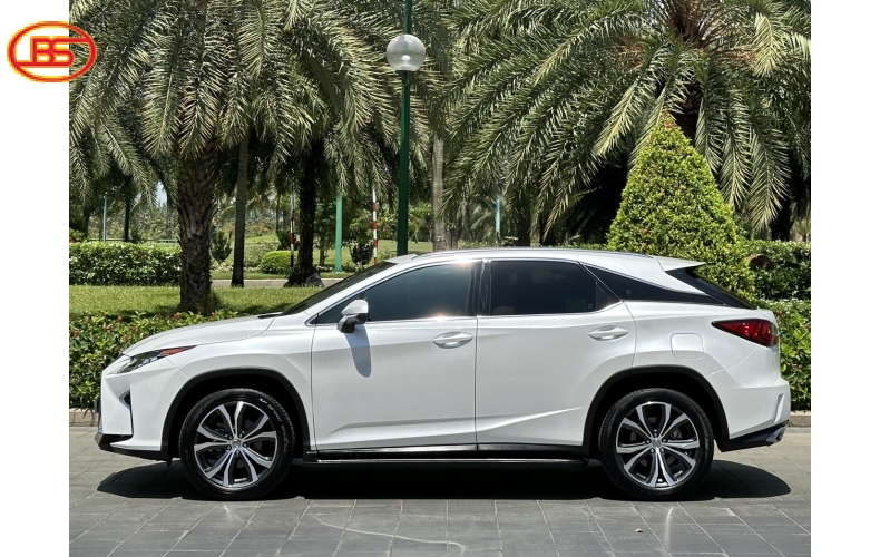 RX350 model 2016 mới zin hoàn toàn