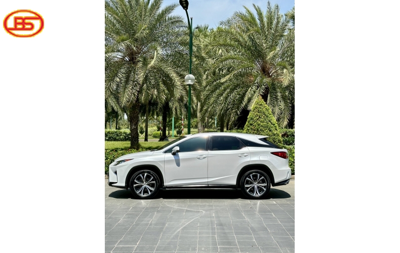 RX350 model 2016 mới zin hoàn toàn
